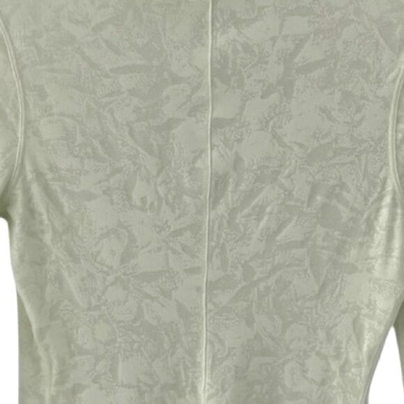 Lululemon Slim-Fit Jacquard Turtleneck Crumple Mini Jacquard Elixir - Picture 11 of 12